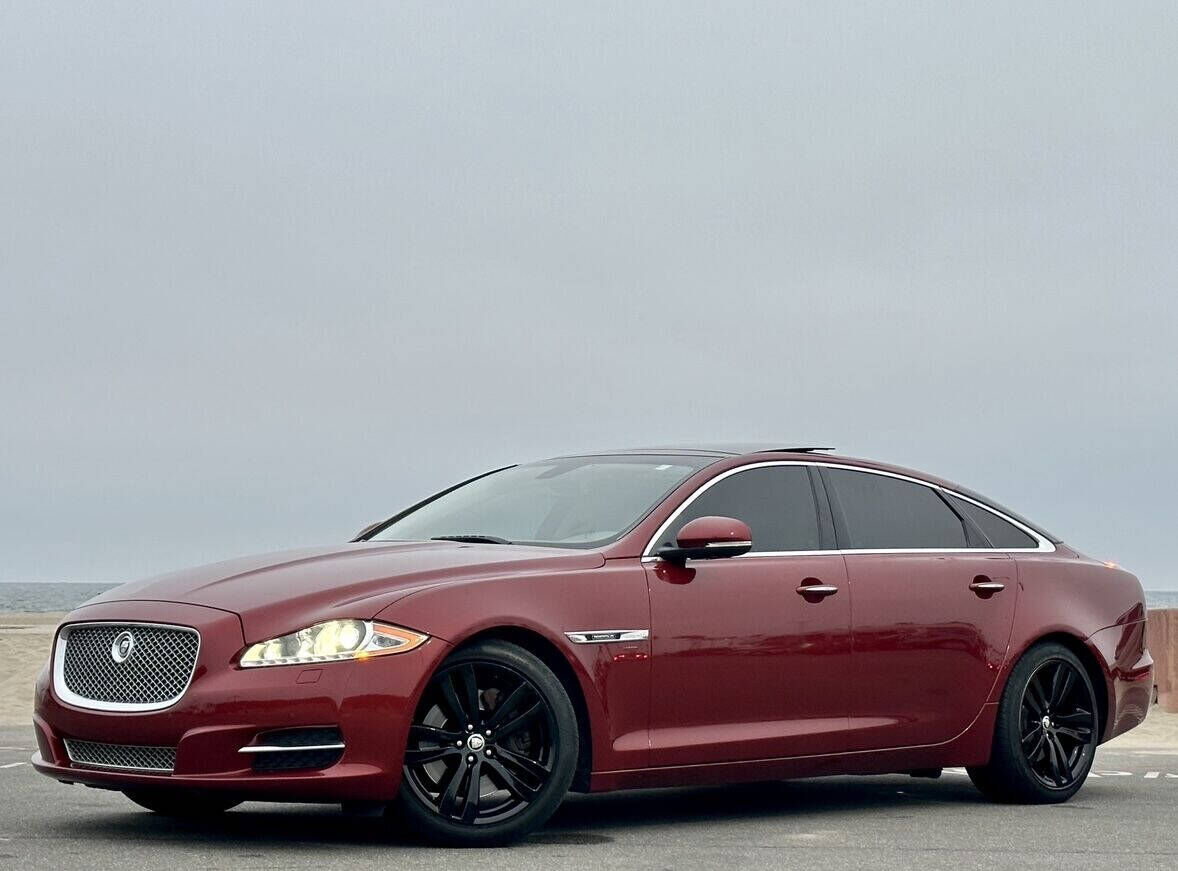 2012 JAGUAR XJ