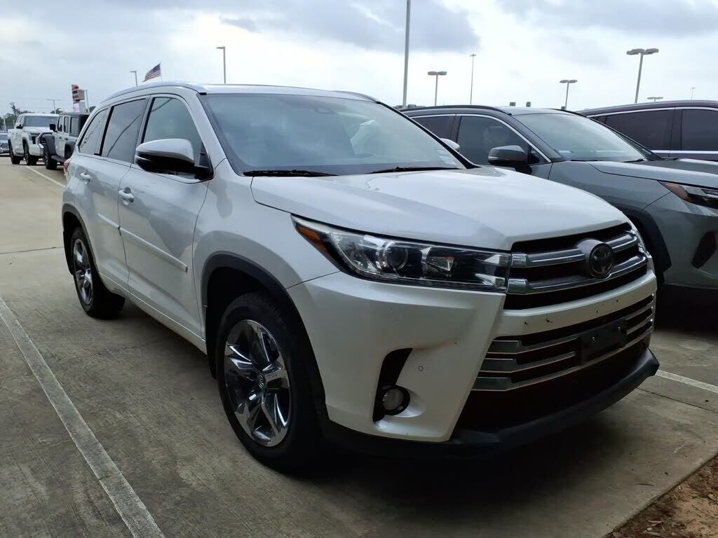 2018 TOYOTA Highlander