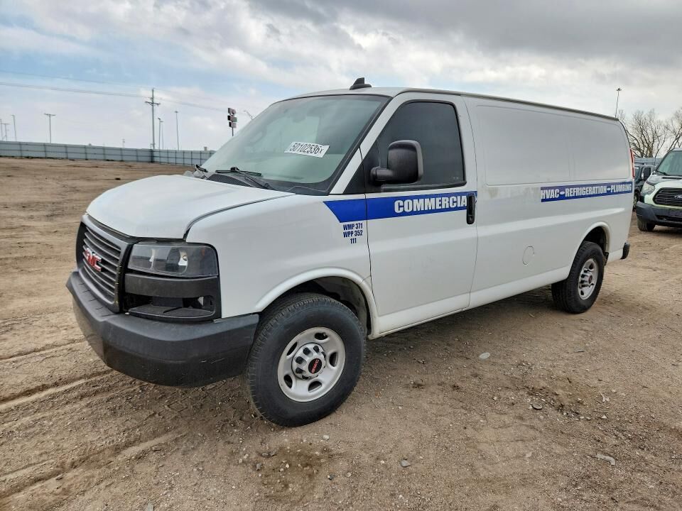 2022 GMC Savana