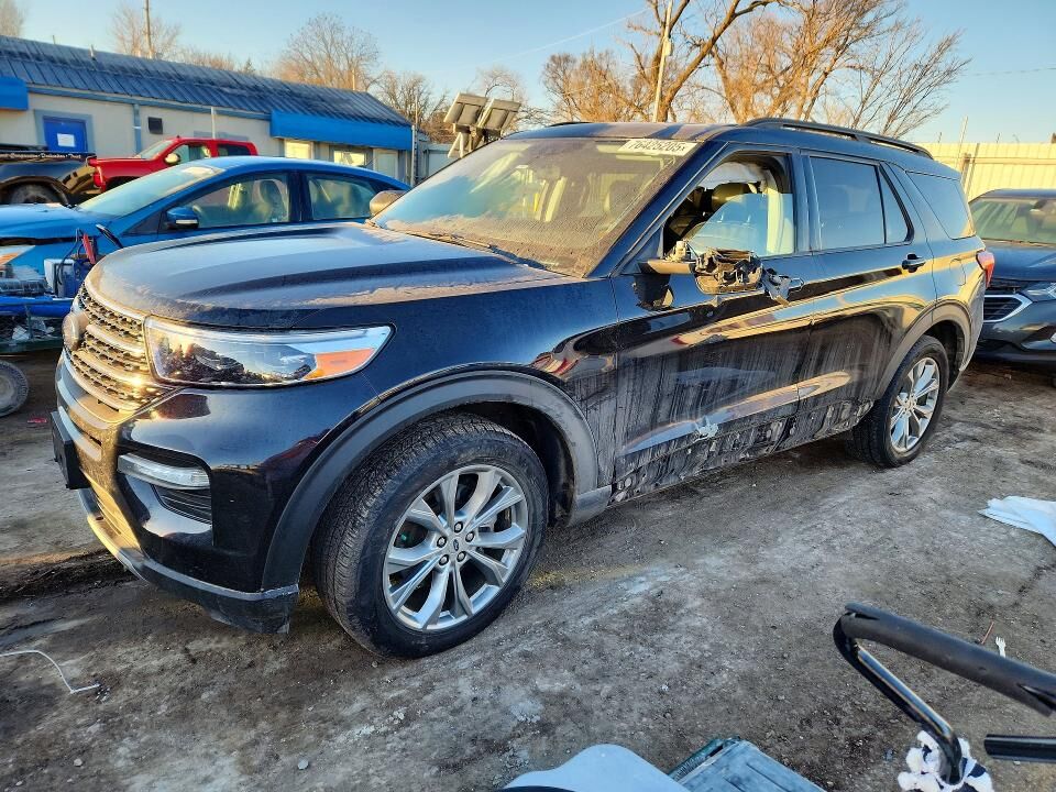 2021 FORD Explorer