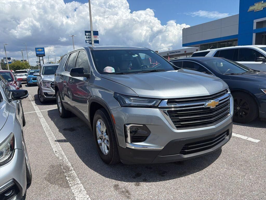 2023 CHEVROLET Traverse