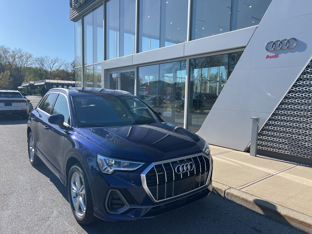 2024 AUDI Q3