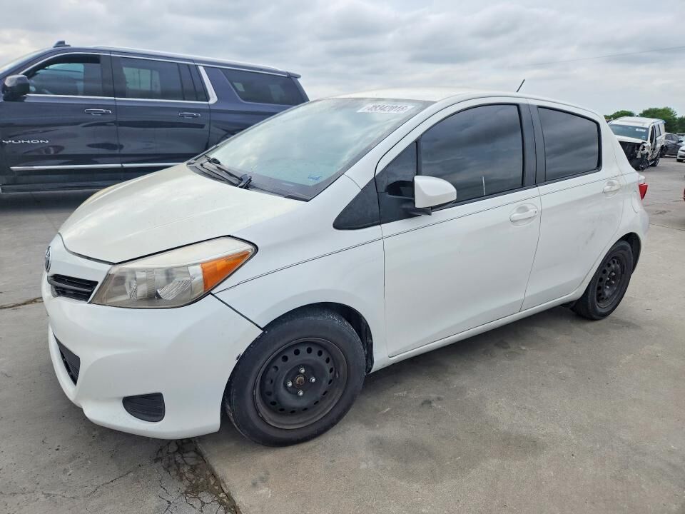 2013 TOYOTA Yaris