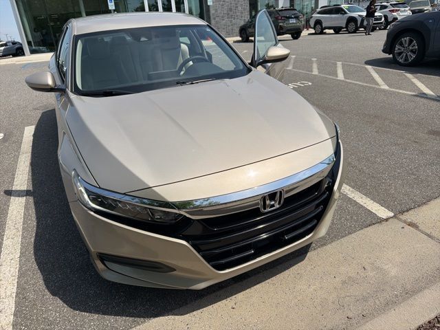2018 HONDA Accord