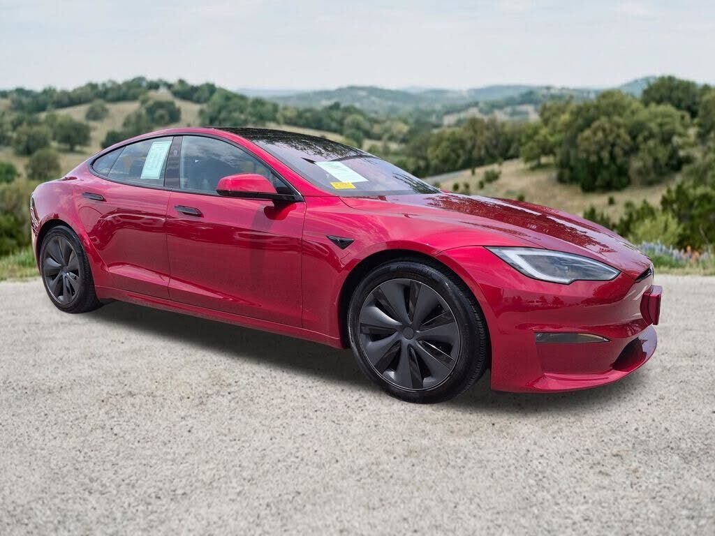 2024 TESLA Model S