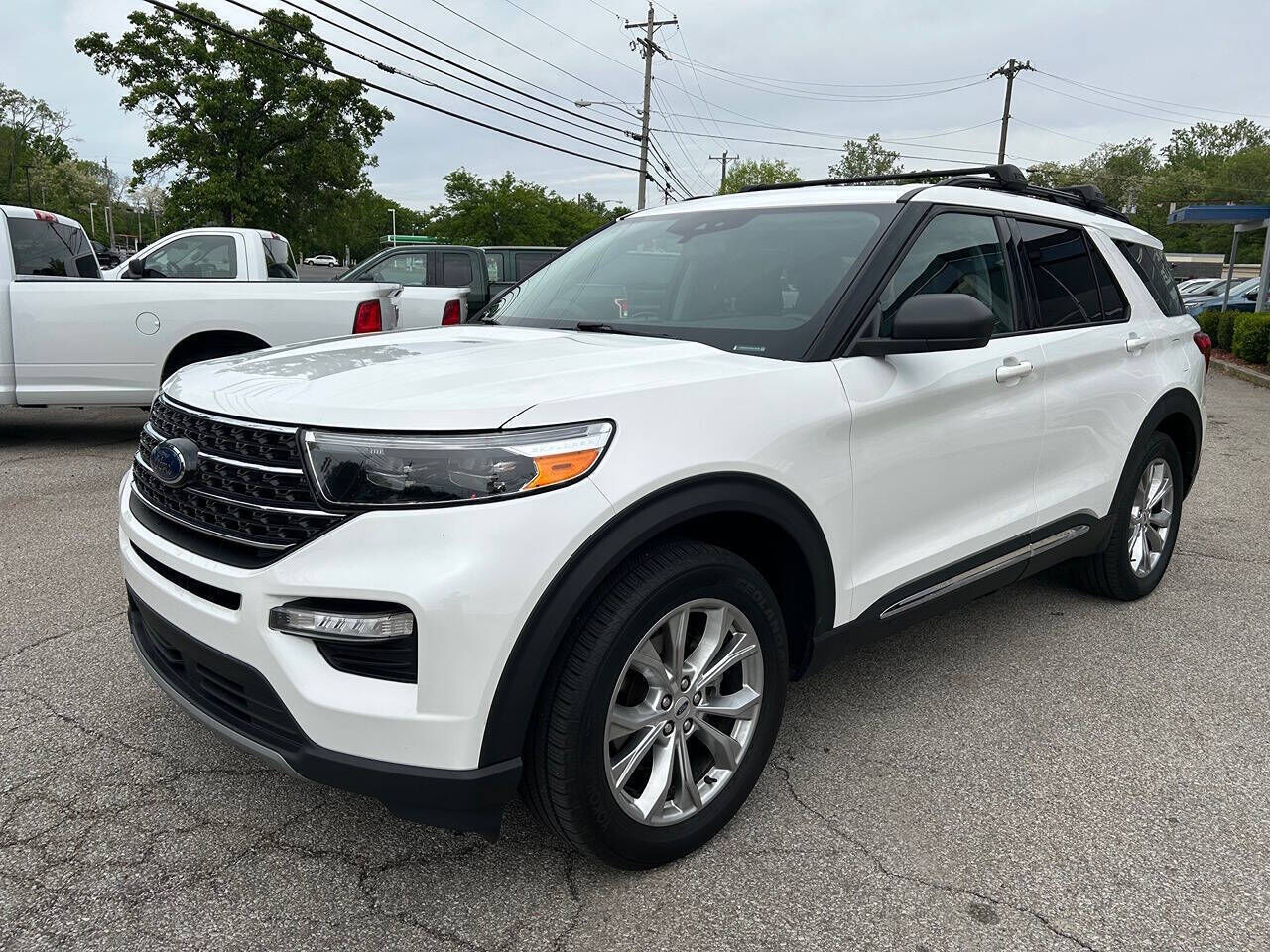 2021 FORD Explorer