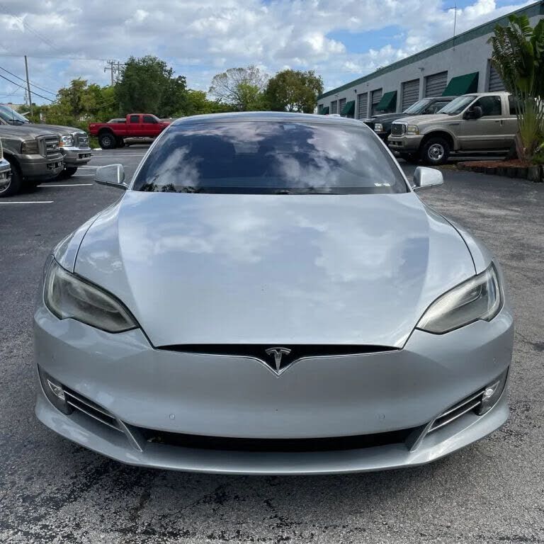2017 TESLA Model S