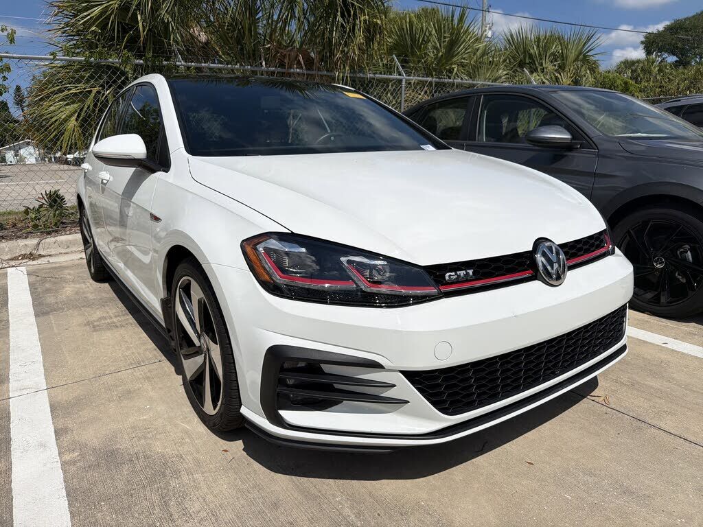 2018 VOLKSWAGEN Golf GTI