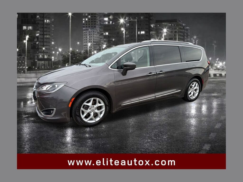 2018 CHRYSLER Pacifica