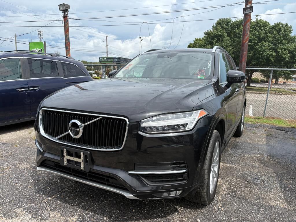 2018 VOLVO XC90