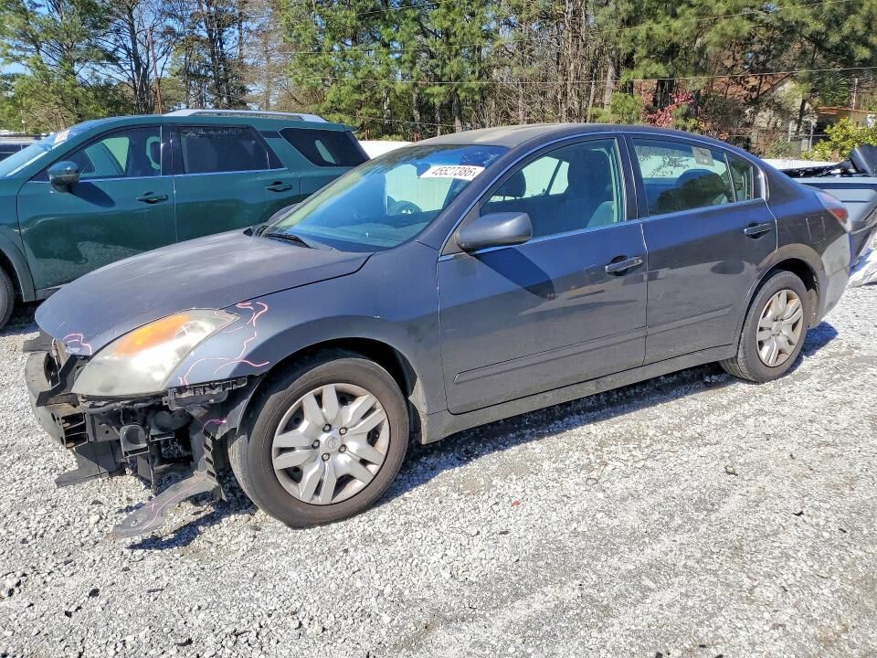2009 NISSAN Altima