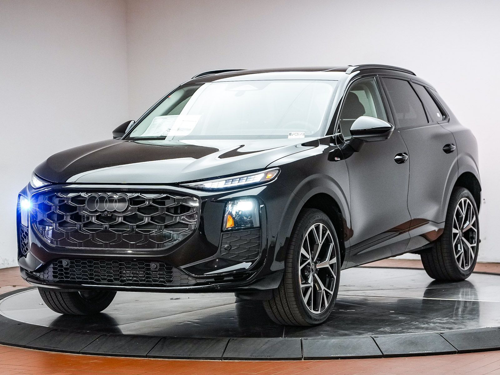 2026 AUDI Q3