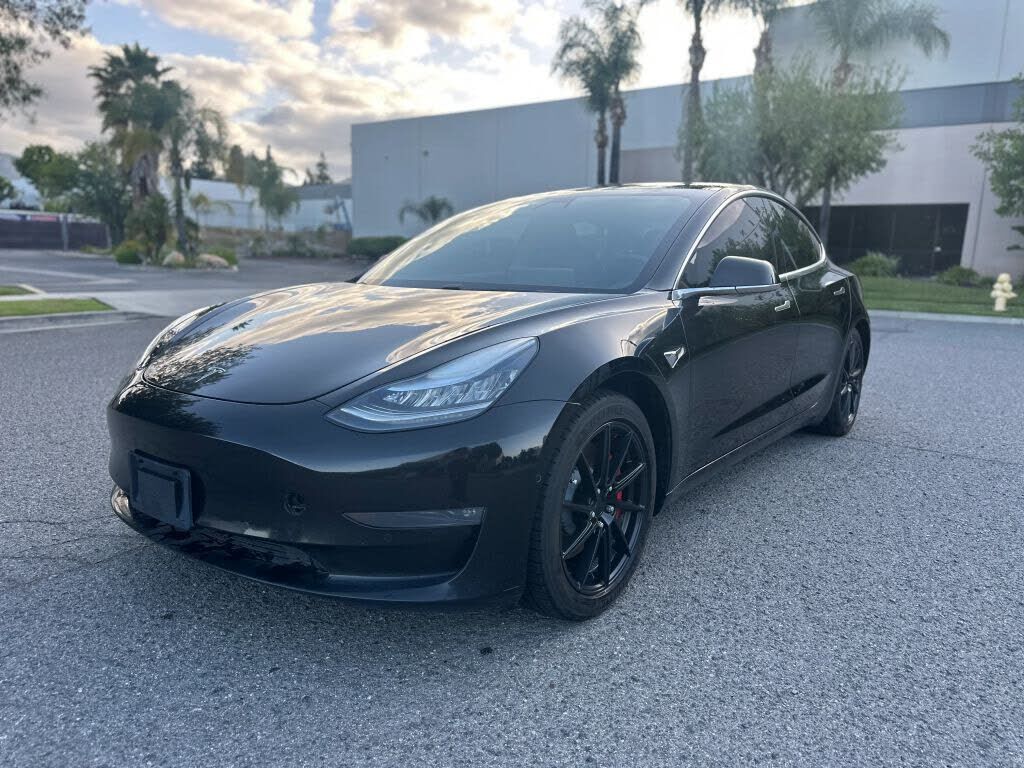 2019 TESLA Model 3