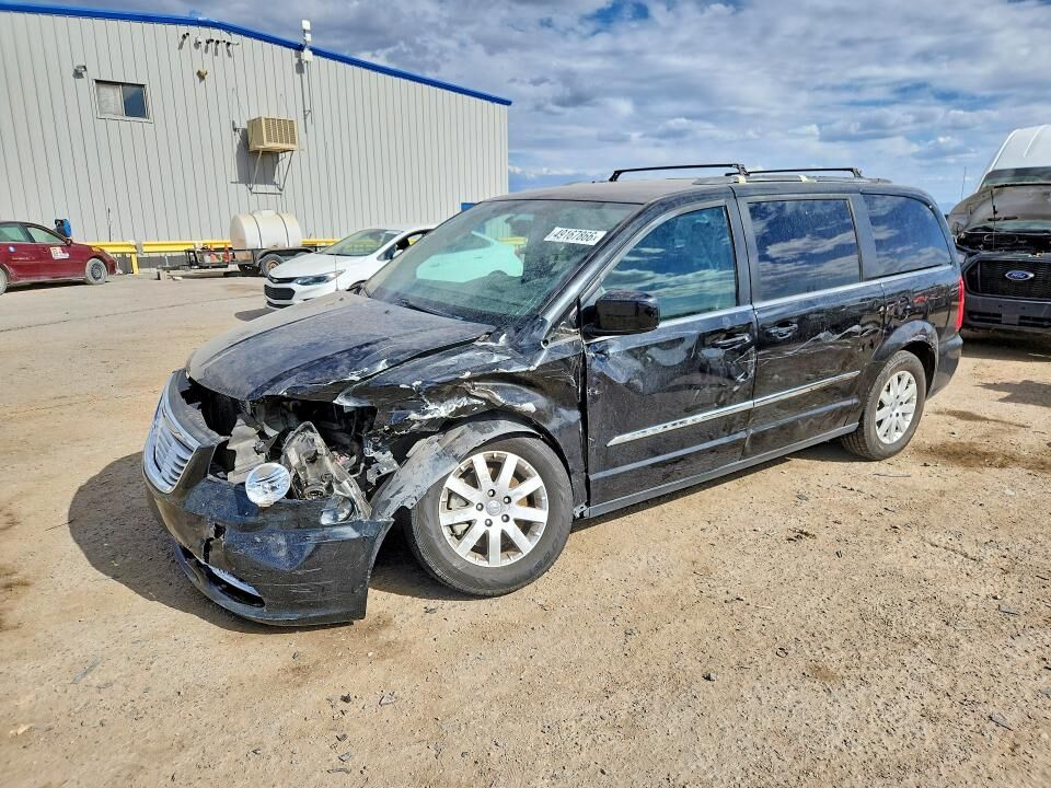 2016 CHRYSLER Town and Country