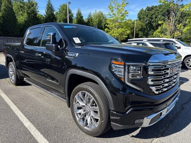 2024 GMC Sierra