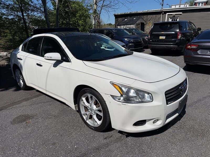 2012 NISSAN Maxima