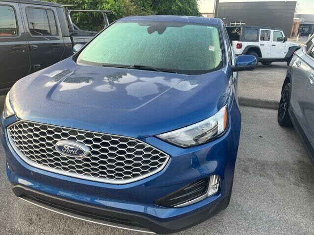 2023 FORD Edge