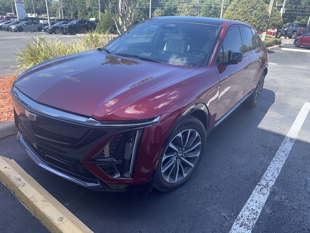 2024 CADILLAC Lyriq