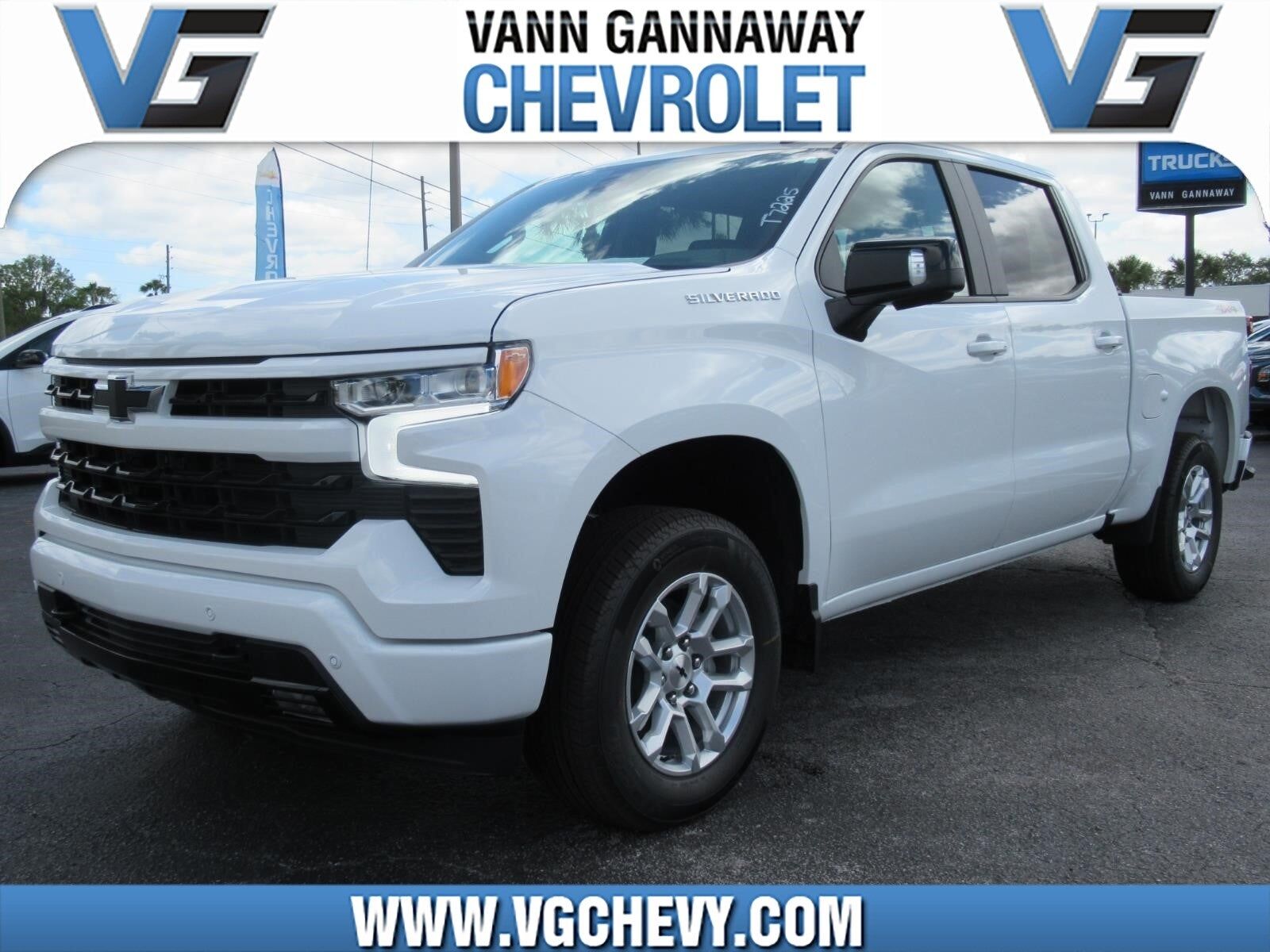 2026 CHEVROLET Silverado