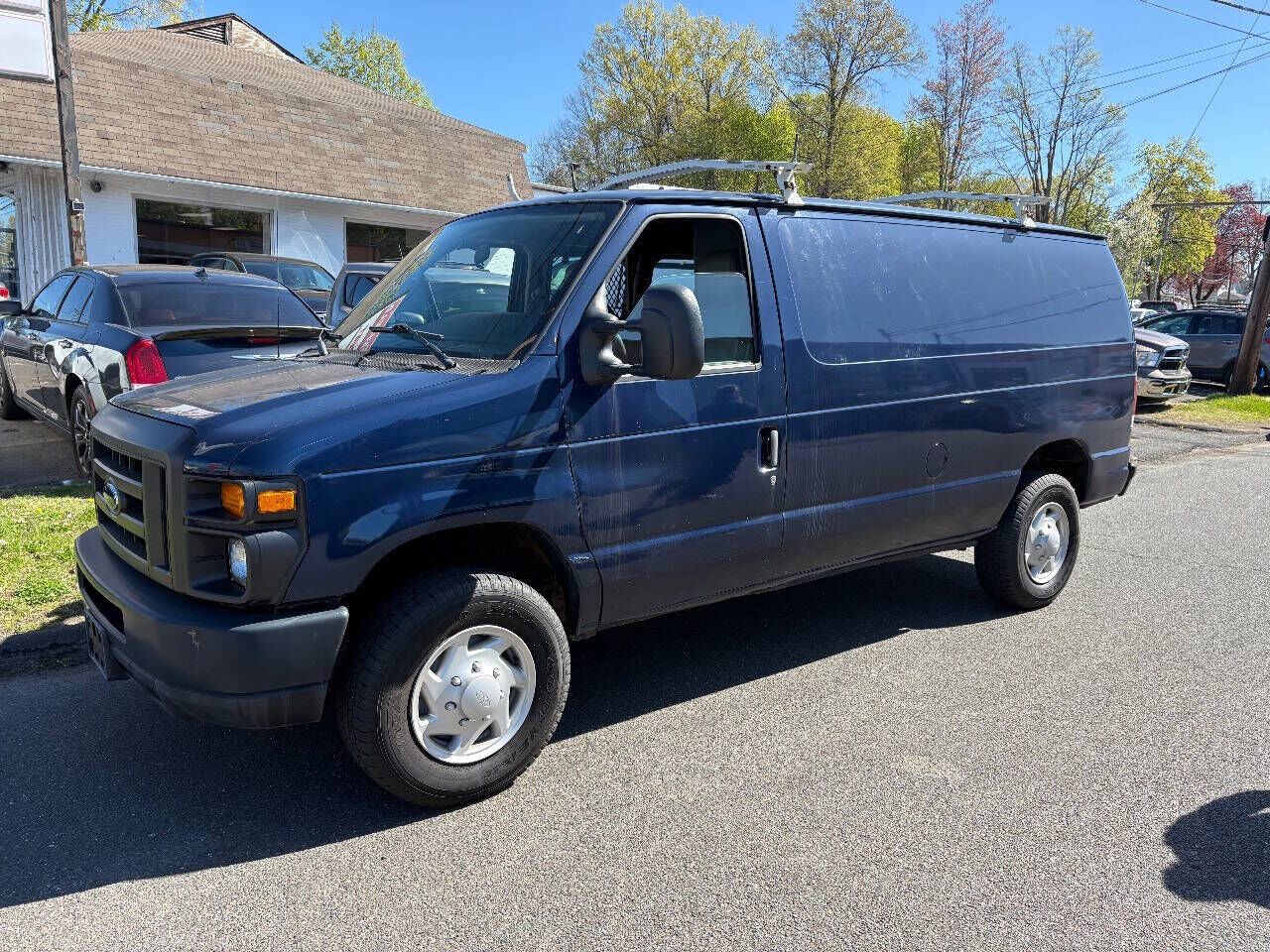 2009 FORD E-350