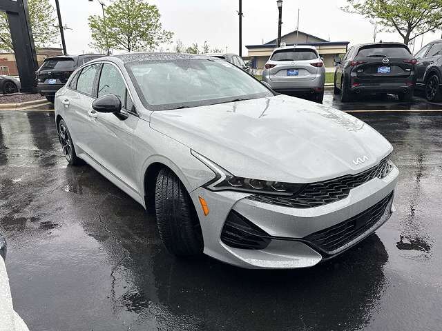 2022 KIA K5
