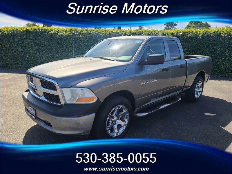 2011 DODGE Ram
