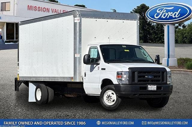 2019 FORD E-450
