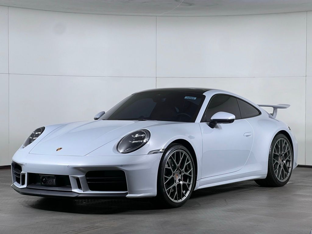 2025 PORSCHE 911