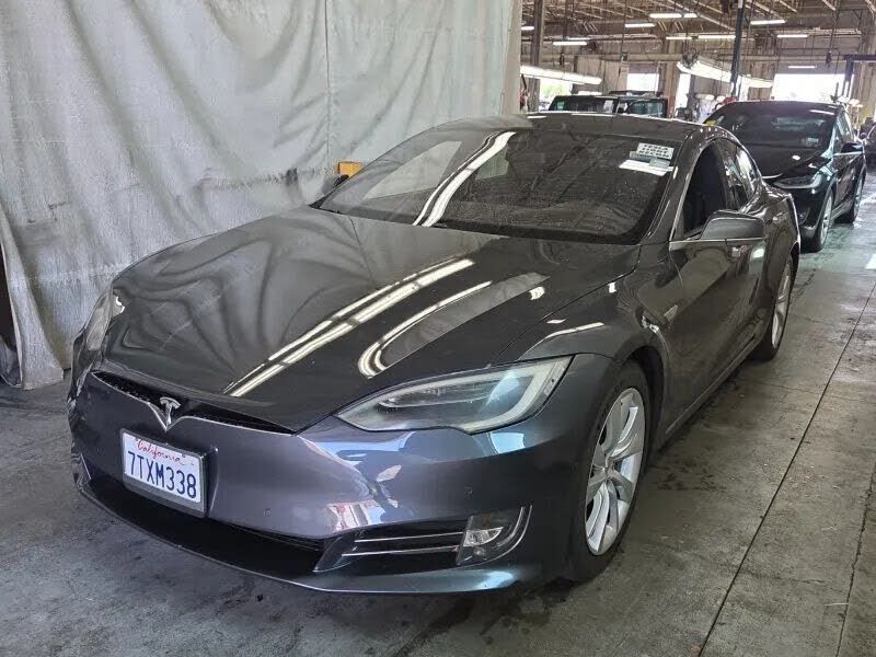 2016 TESLA Model S