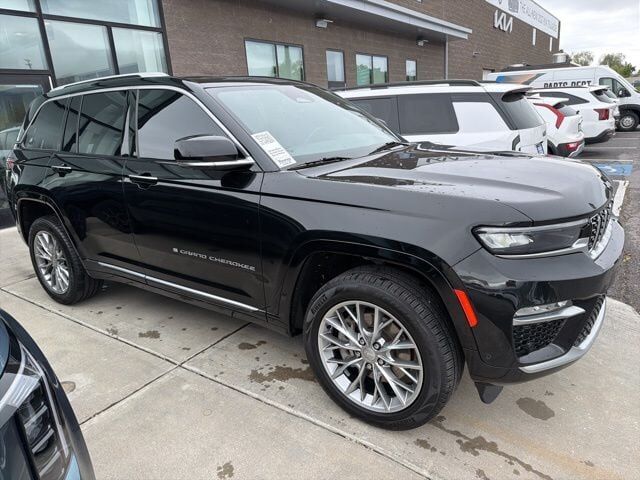 2022 JEEP Grand Cherokee