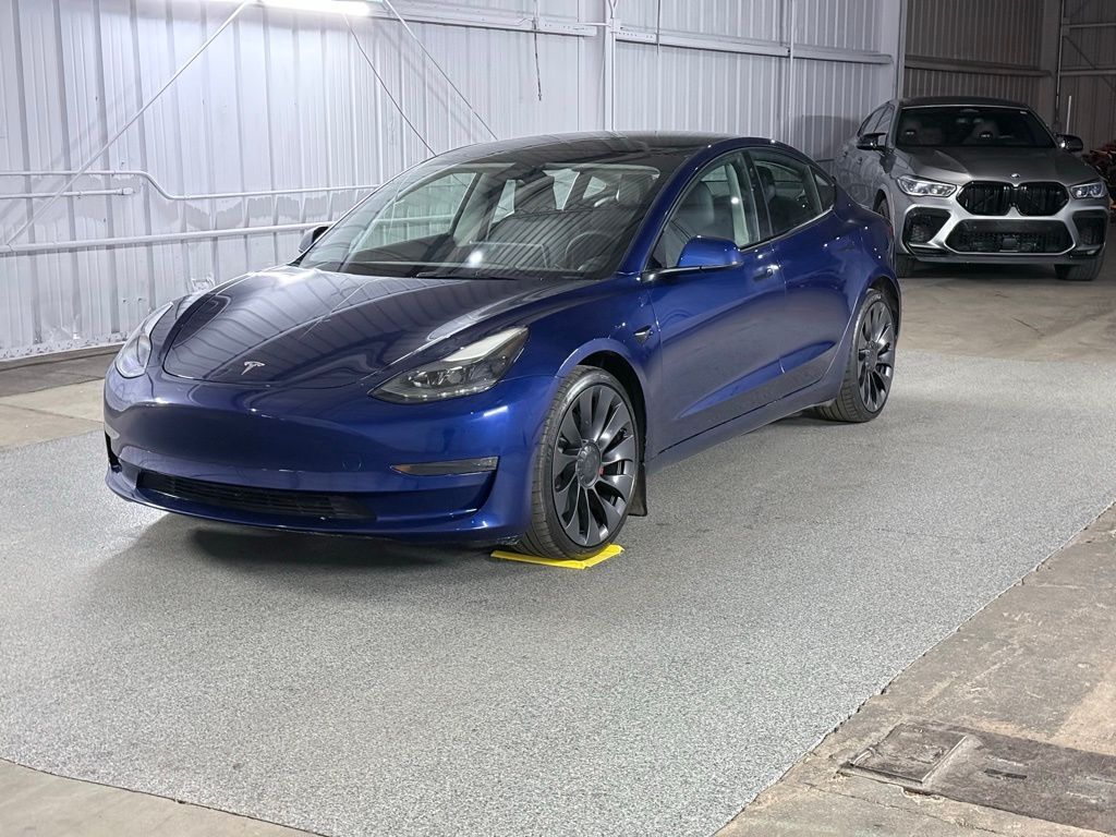 2023 TESLA Model 3