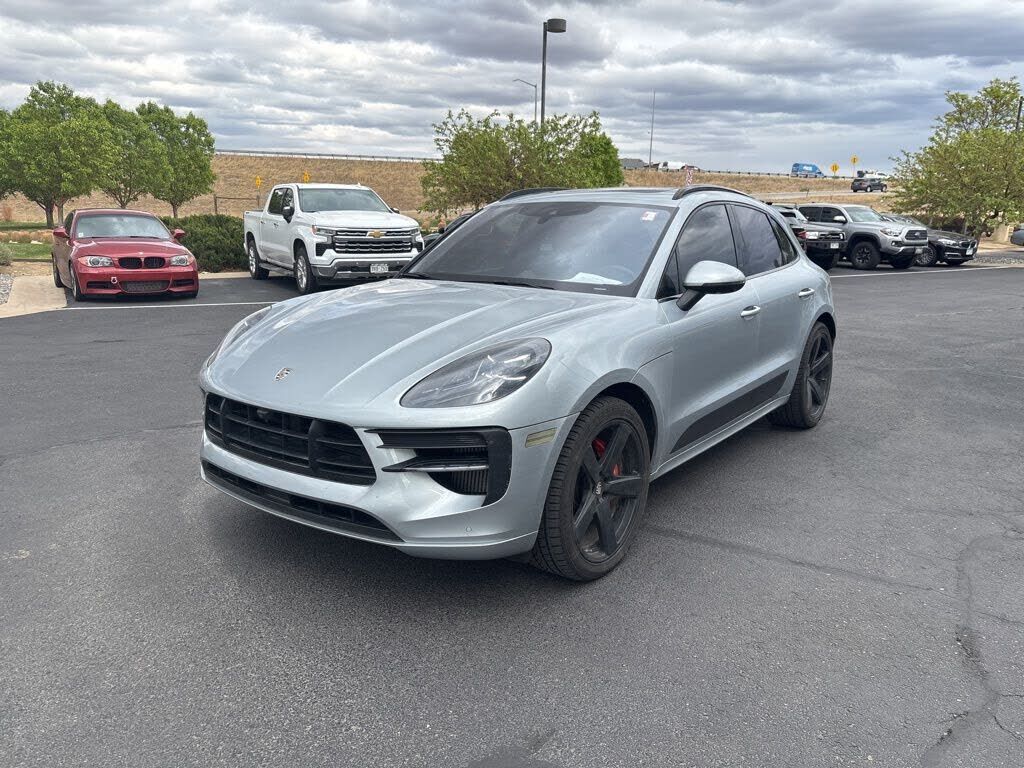 2021 PORSCHE Macan