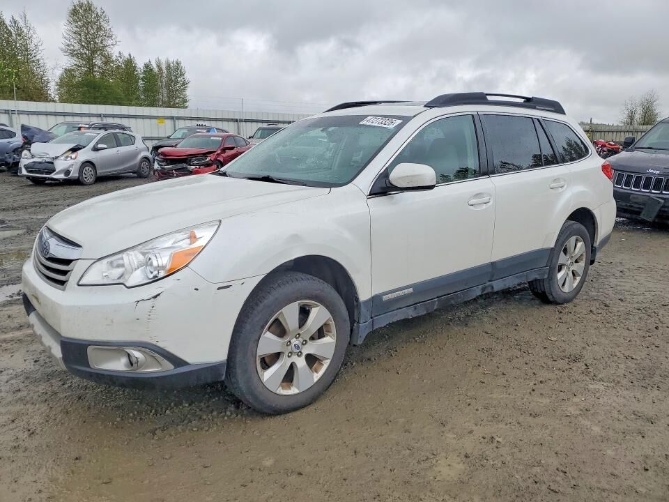 2012 SUBARU Outback