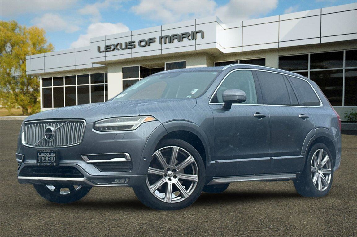 2016 VOLVO XC90