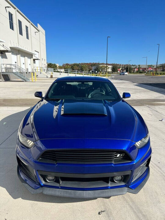 2015 FORD Mustang
