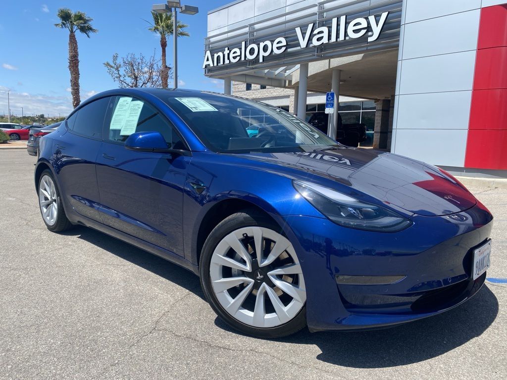 2022 TESLA Model 3