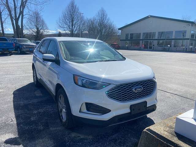 2023 FORD Edge