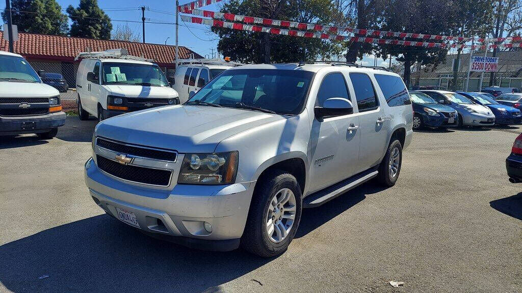 2010 CHEVROLET Suburban
