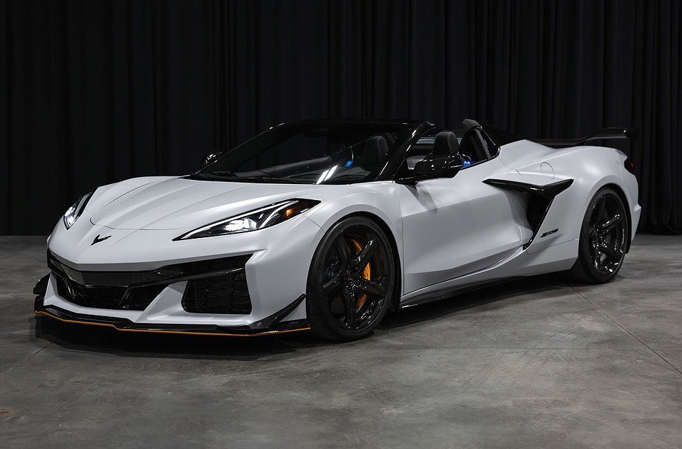 2024 CHEVROLET Corvette