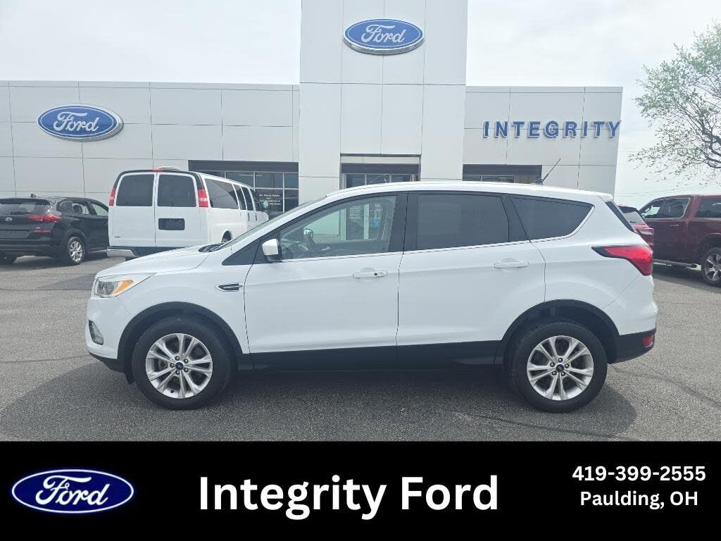 2019 FORD Escape