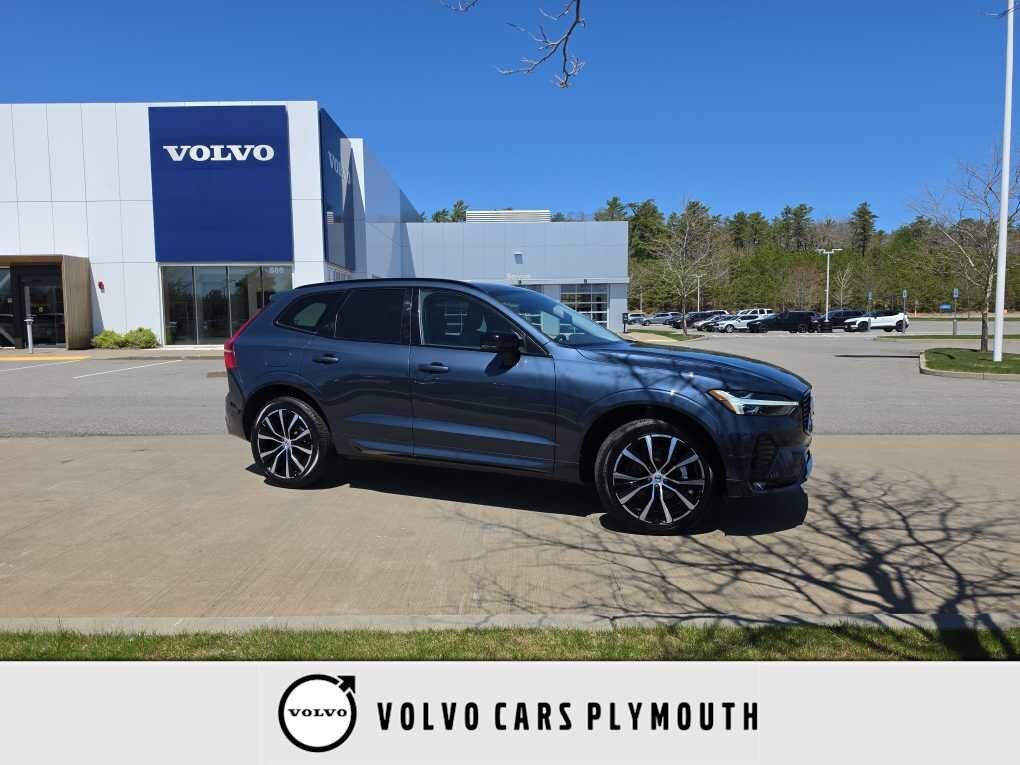 2025 VOLVO XC60