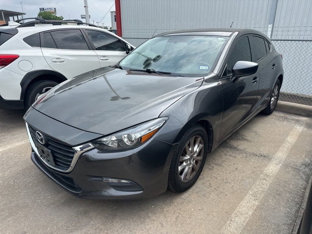2017 MAZDA Mazda3