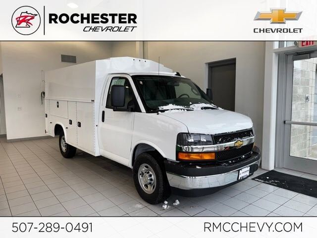 2026 CHEVROLET Express