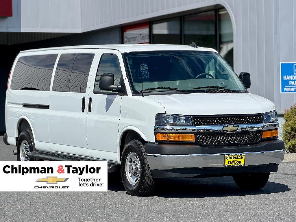 2025 CHEVROLET Express