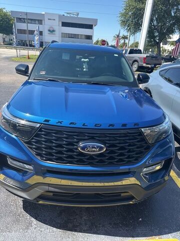 2023 FORD Explorer