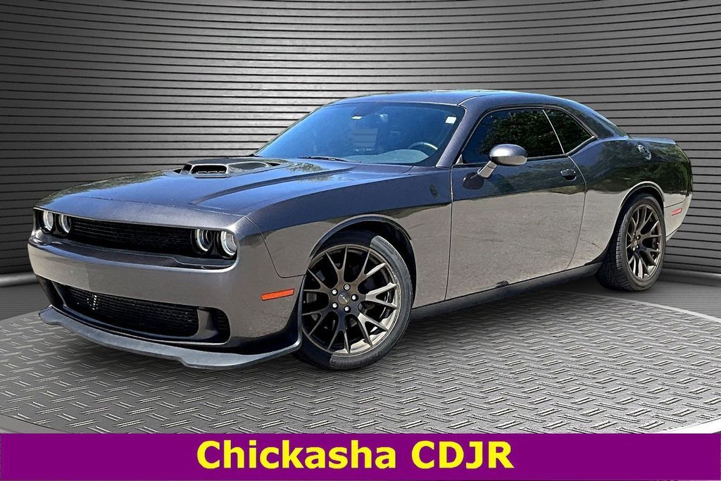 2016 DODGE Challenger