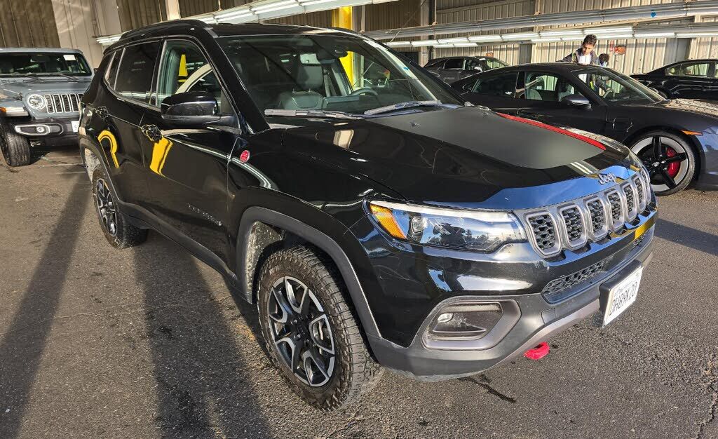 2024 JEEP Compass