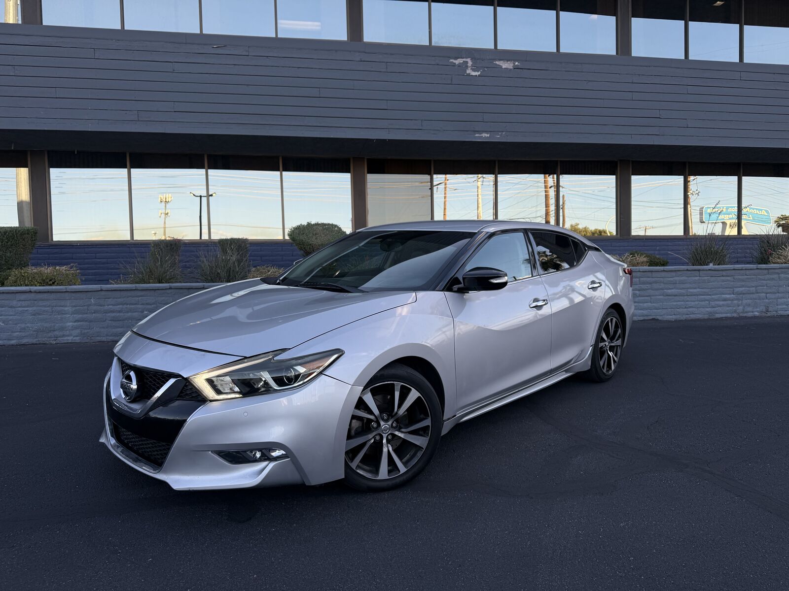 2018 NISSAN Maxima