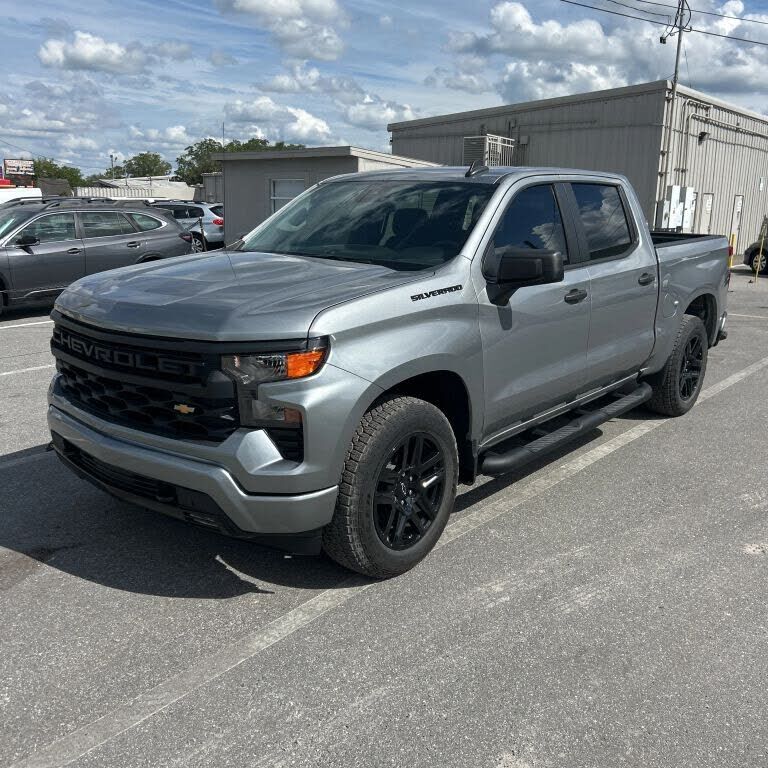 2024 CHEVROLET Silverado