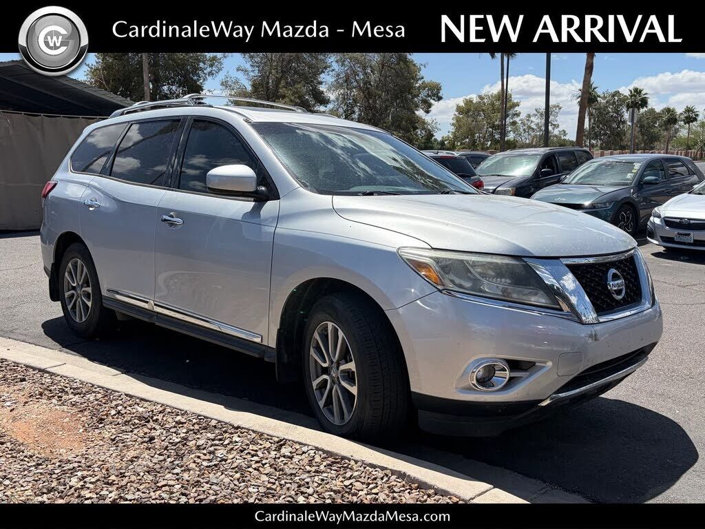 2014 NISSAN Pathfinder